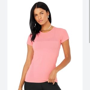 Alo Yoga Seamless Essential Short Sleeve Macaron Pink size S Small